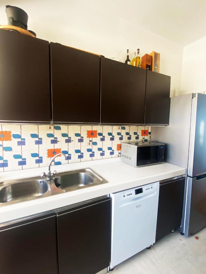 Amazing Private Room In Apartment With Sea Beach View - Pool - Park - Private Condominium - Access To The Beach Oeiras Extérieur photo